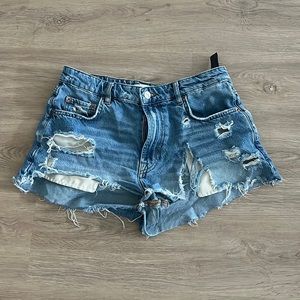 Zara shorts!